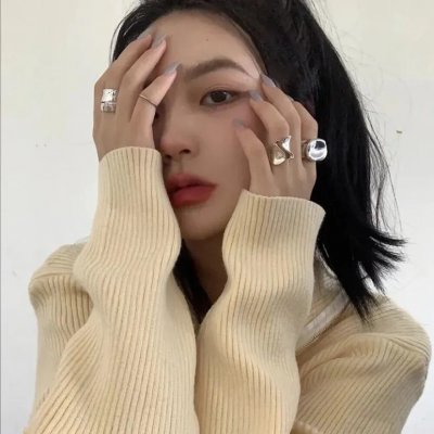 九尾藏不住